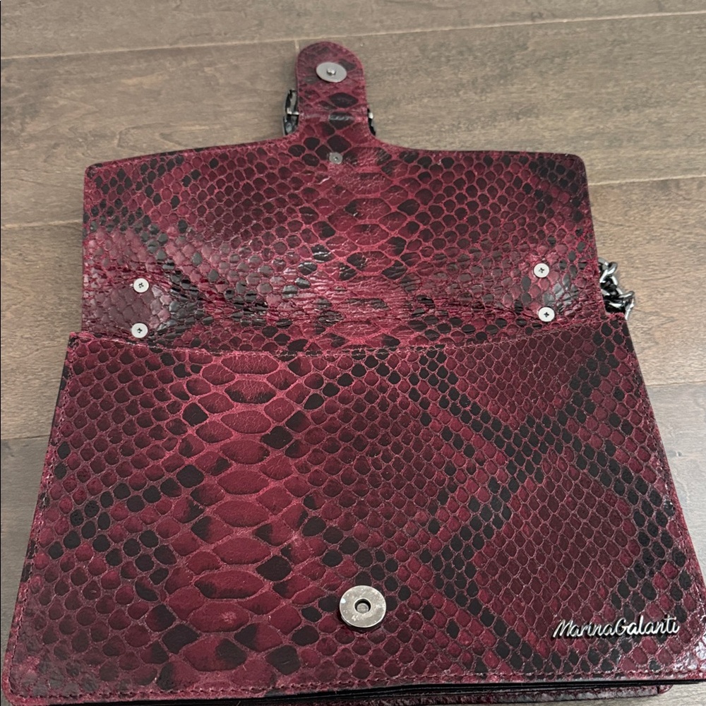 Marina Galanti Burgundy Snake Print Chain Shoulder Bag - Picture 4 of 9